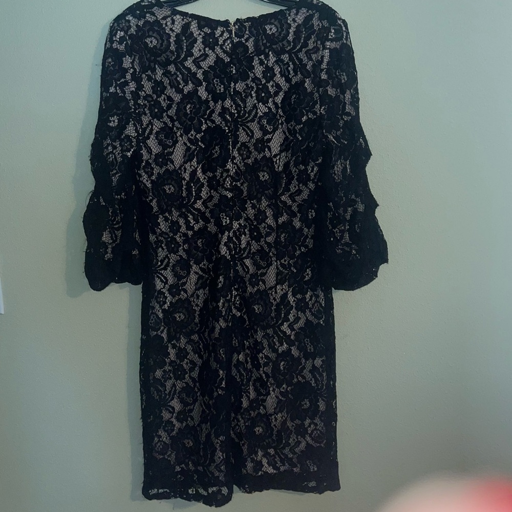 DKNY Floral Lace Midi Dress Womens 10 Black V-Neck Tiered Sleeve Sheath - Picture 5 of 7